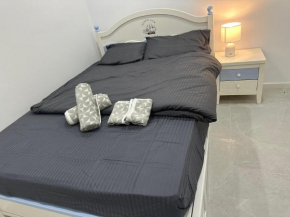 Lovely and cosy brandnew one bedroom and shared common space